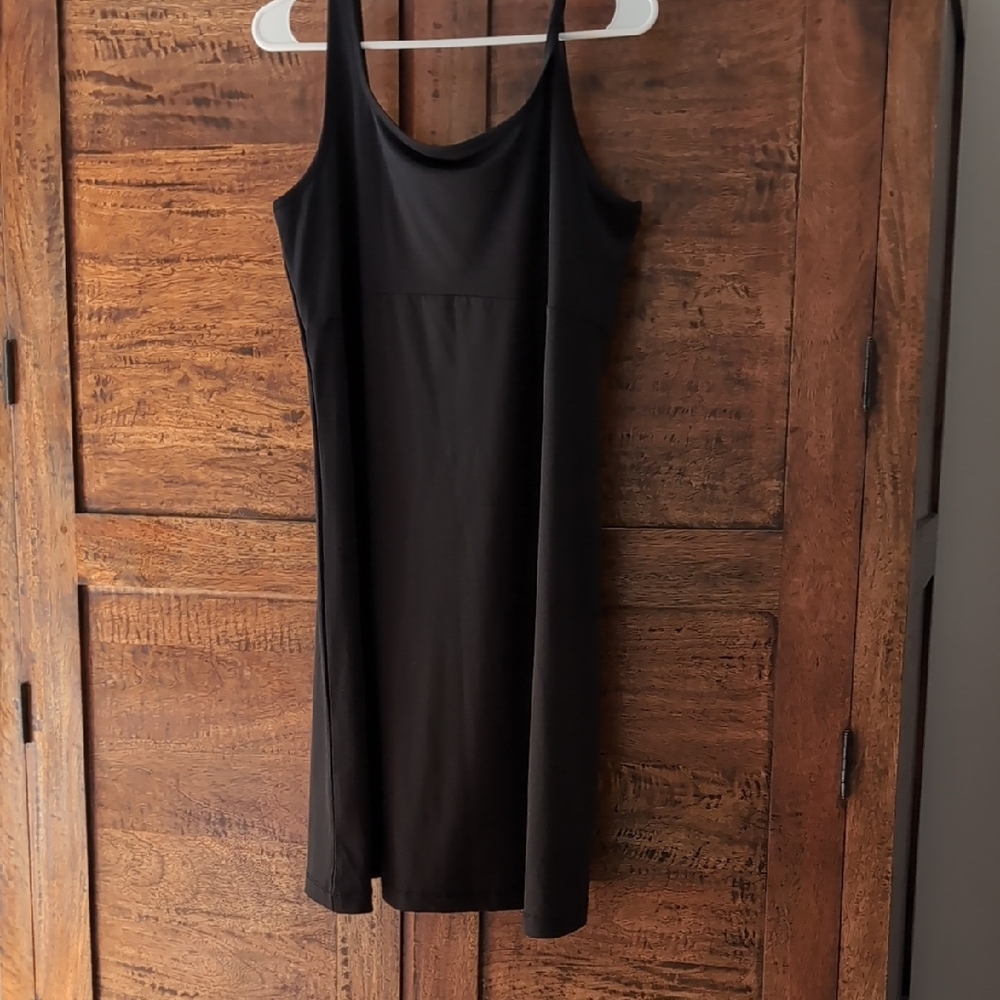 Sporty Black Sleeveless Dress